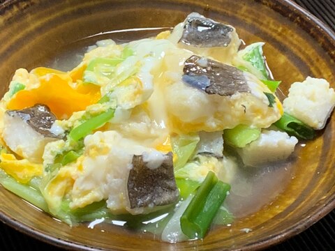 お酒にご飯に、九条ネギと鱧の卵とじ